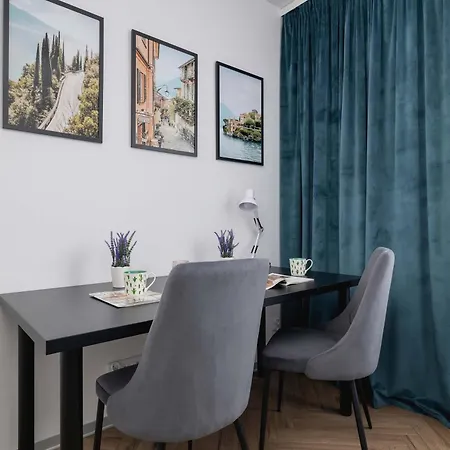 דירה Nowoczesny W Krakowie Z Klimatyzowanym Salonem Dwa Miejsca Postojowe By Renters *