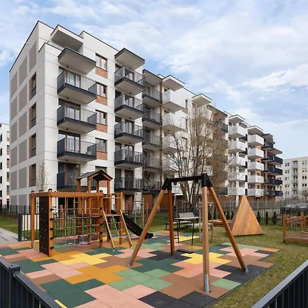 Nowoczesny W Krakowie Z Klimatyzowanym Salonem Dwa Miejsca Postojowe By Renters *